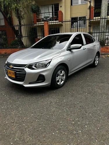 Chevrolet Onix 1.0t Automática
