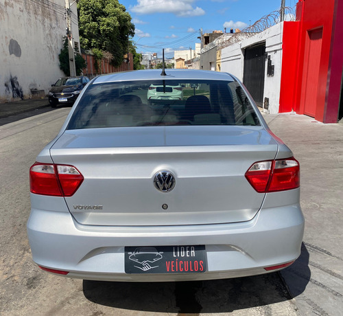 Volkswagen Voyage 1.6 Msi Total Flex 4p