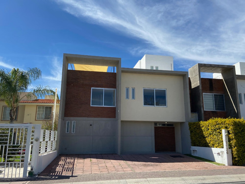 Casa En Venta Residencial El Refugio Querétaro