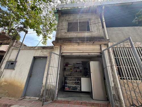 Ji 25-18345. En Venta Terreno De 240m2 Con Bienhechurías, Ubicado En Guatire.