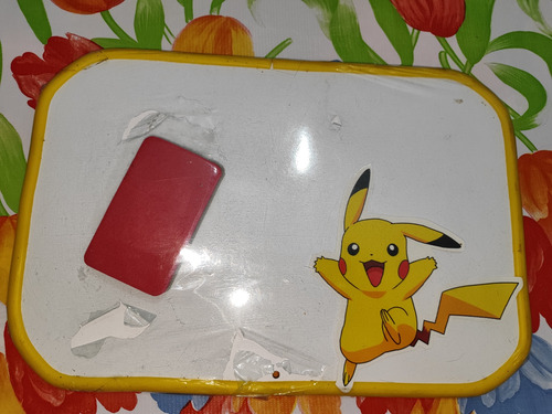 Pizarrón Blanco Pokemon Pikachu (Usado)