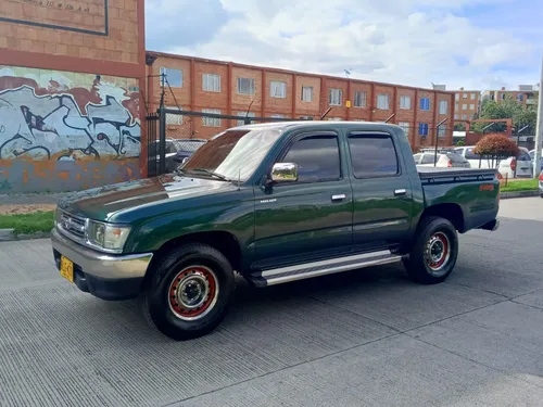 Toyota Hilux 2.4l 4x2
