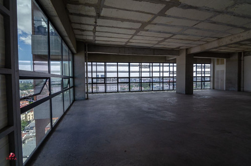 Departamento En Torre Bravante, Col. Juan Manuel, Guadalajara, Jalisco.