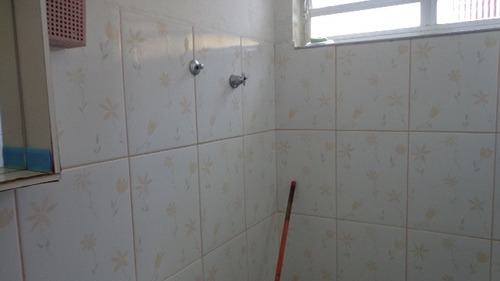 Imagem 9 de 14 de Casa Lado Praia, Com 2 Quartos, Rua Calçada Em Itanhaém.