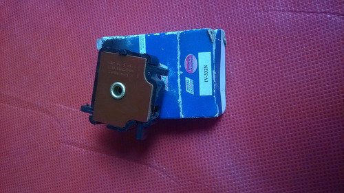Conector Para Bombillo H4 Iv-332n Marca Mitech Ignition