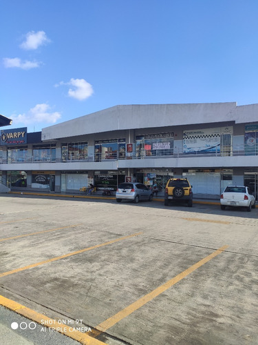 Vera Casa Inmobiliaria Vende Local Comercial En C.c Paseo Paraparal L/firma Ca-1