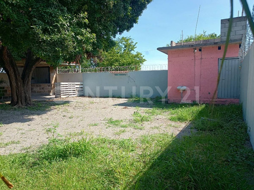 Venta Terreno Bardeado A Pie De Calle