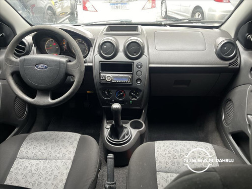Ford Fiesta 1.6 MPI SEDAN 8V FLEX 4P MANUAL