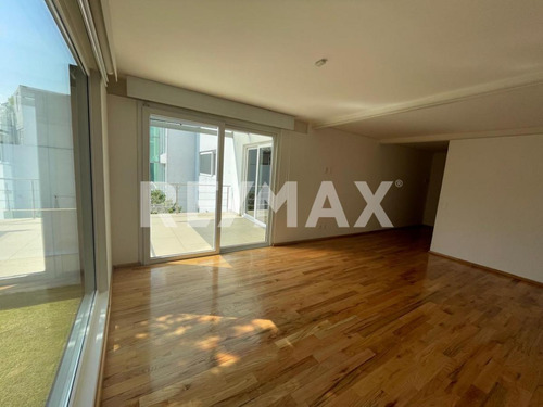 Casa Con Uso De Suelo Mixto, Alancantre Lomas De Virreyes, Lomas De Chapultepec.