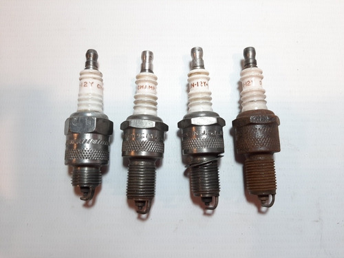 Imagen 4 de 5 de Antiguas Bujías Champion Moto Lote X 5 Usadas Ro 1548