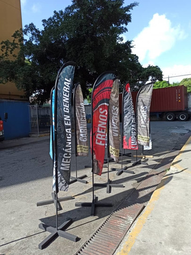 Imagen 2 de 9 de Banderolas Publicitarias