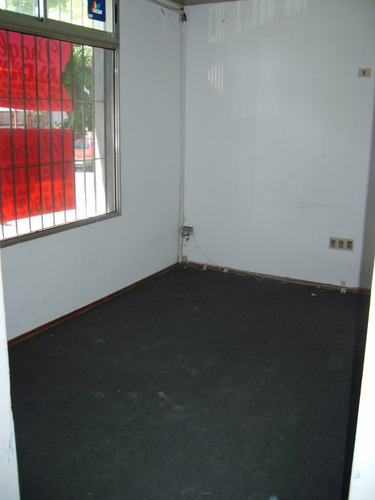 Dueño Vende Local Comercial , Excelente Ubicación.
