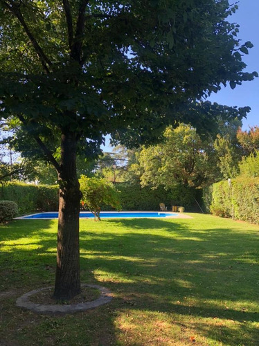Imagen 7 de 30 de Excelente Casa Quinta Con Pileta Y Quincho Cerrado