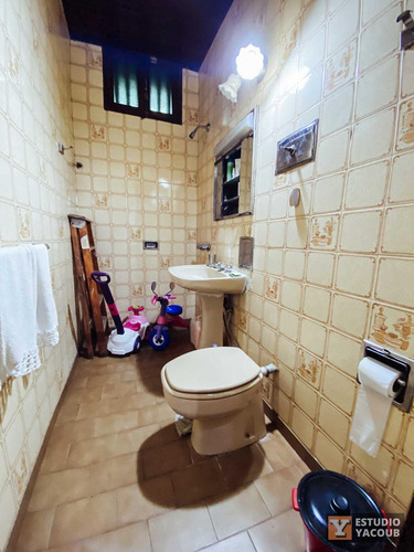 Casa En Venta - 3 Dormitorios 4 Baños Local - 433mts2 - Ensenada