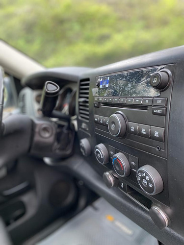 Imagen 6 de 9 de Chevrolet Silverado Lt