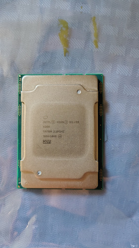 Intel Xeon Silver 4208 / 8 Núcleos / 16 Hilos Hasta 3.2ghz (Usado)