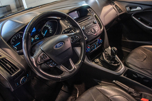 Imagen 14 de 22 de Ford Focus Se 2.0n 77.000km 2016 Gris
