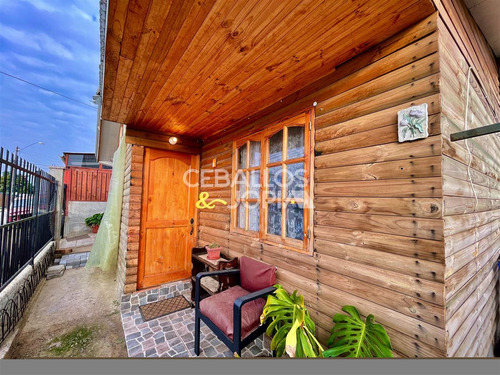 Casa En Venta De 7 Dorm. En Quilpué