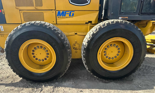 Motoconformadora John Deere 772gp Ripper Trasero
