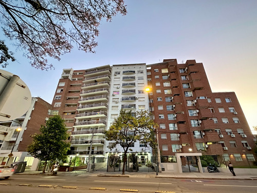 Se Vende Apartamento En Barrio Prado De Dos Dormitorios, Ideal Vivienda O Inversión (venta)