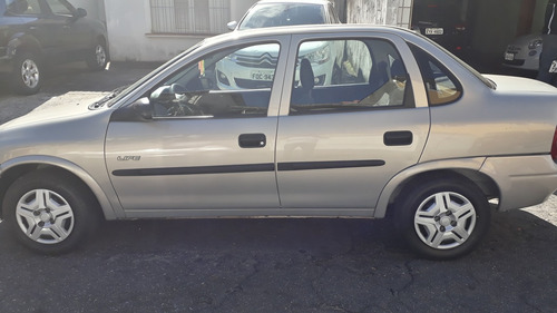 Chevrolet Corsa Classic Life 1.0 - Bx Km - 2005