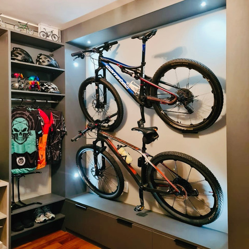 Imagem 10 de 10 de 2 Suportes De Parede Para 2 Bicicletas Com Bases Articuladas