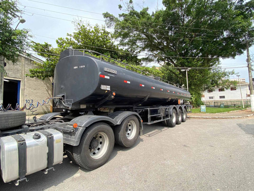 Imagem 15 de 17 de Carreta Tanque 30.000 L - Excelente Estado *com Pneus*