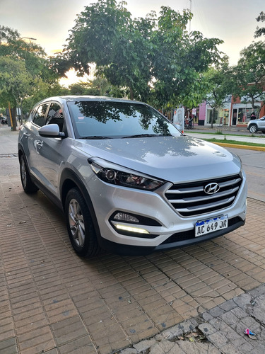 Hyundai Tucson 2.0 Style 2Wd At