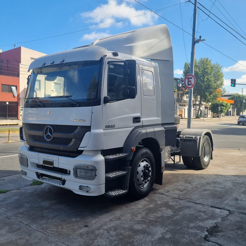 Mercedes Benz Axor 1933/37 Tractor