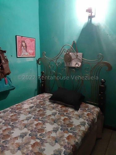 Imagen 11 de 14 de Gerybet Varela Rentahouse Mp 2217283 La Esmeralda San Diego