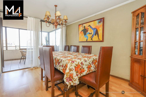 Departamento 4 Dorm. Con Excelente Ubicación De Providencia