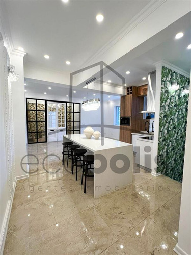 Loft Remodelado Con Diseño Moderno Y Excelente Conectividad