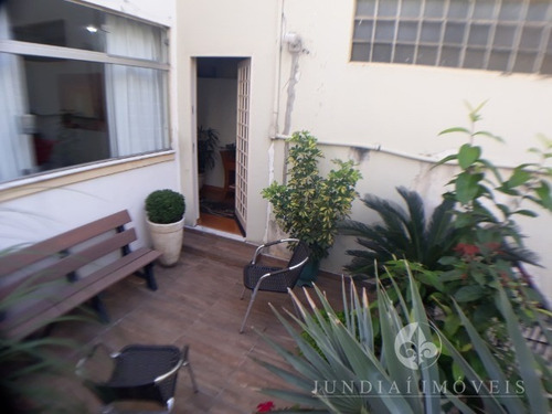 Oportunidade De Morar No Centro De Jundiaí Com Todas As Comodidade. Vendo Apto Com 117 M², 02 Dormitórios, Amplas Salas De Estar E Jantar, Cozinha, Lavanderia, 02 Banheiros, 01 Vag - Ap00254 - 341007