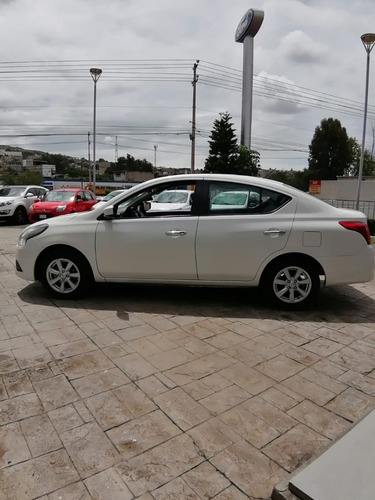 Imagen 6 de 15 de Nissan Versa 2019