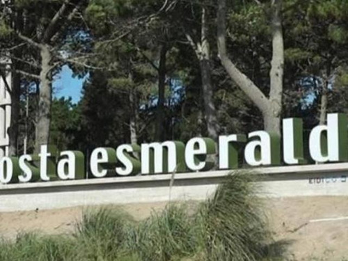 Imagen 1 de 2 de Terreno - Barrio Costa Esmeralda