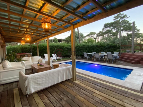 Imagen 3 de 25 de Excelente Casa Con Piscina - Punta Del Este San Rafael