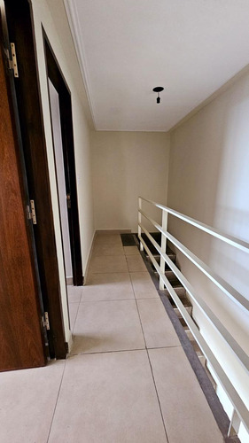 Alquiler! Departamento De Categoría Tipo Dúplex De 2 Dormitorios En Lavalle Al 1100, Barrio Sur
