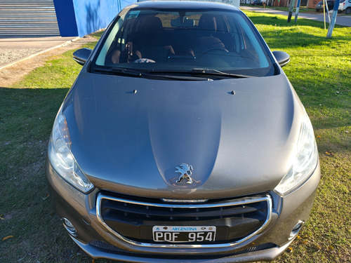 Peugeot 208 1.5 Allure Touchscreen