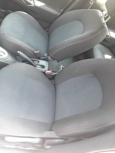 Nissan Versa 2018 1.6 16v Sv Aut. 4p