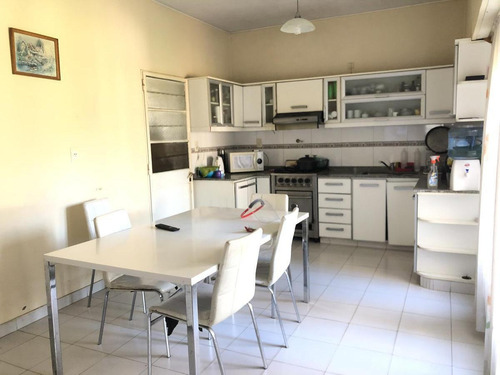 Imagen 8 de 17 de Casa - Ituzaingó Sur