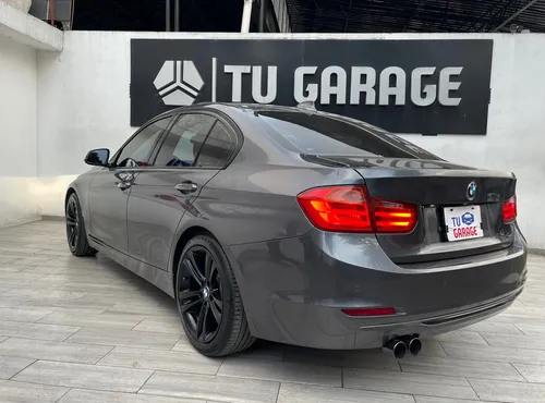 BMW Serie 3 2.0 328ia Sport Line At