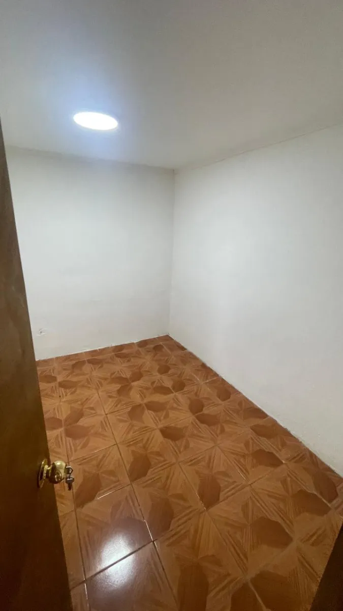 Imagen 3 de 7 de Oferta Por Viaje, Dpto 2d-1b Cercano A Metro Las Rejas