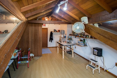 Casa Em Hípica Com 3 Dormitórios - Lu428883