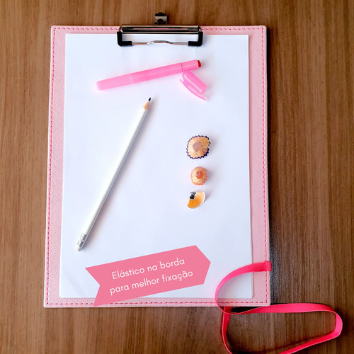 Tablero de dibujo de oficina rosa con portapapeles A4