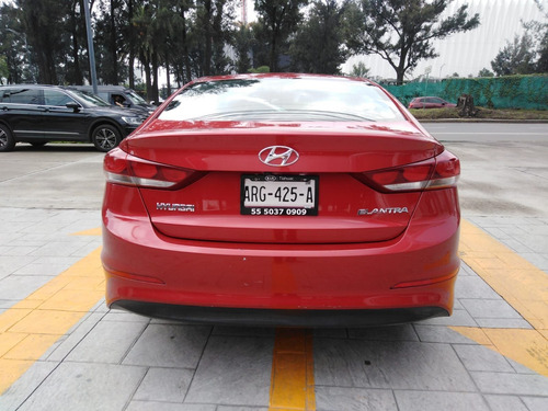 Imagen 8 de 15 de Hyundai Elantra 2018 2.0 Gls Mt
