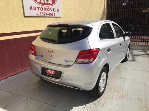 Imagem 4 de 9 de Chevrolet Onix 1.0 Joy 8v Flex 4p Manual