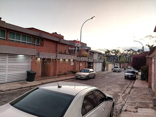 Imagen 29 de 30 de Casa_en_venta_en_caracas_en_alto-hatillo_rah-22-27014 Orlando Figueira 04125535289/04242942992