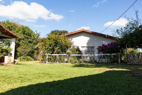 Linda Chácara Com Piscina, Churrasqueira E Cozinha Completa