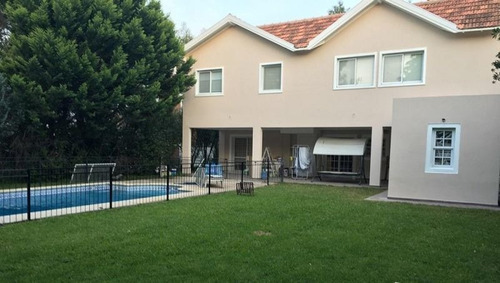 Venta En Solar Del Bosque