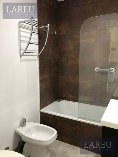 Imagen 8 de 13 de Departamento En Venta - Lagoon Pilar